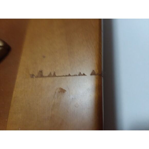 Clarence A Wells Maple Wood Box Lid Fish Carving Gold Finish  11"X 9"x3" Vintage - Picture 5 of 11